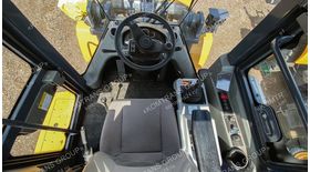 Фронтальный погрузчик XCMG LW330RU