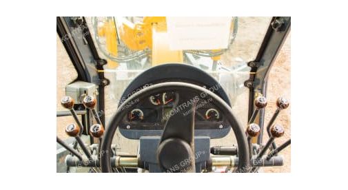 XCMG GR215A фото 8 Автогрейдер XCMG GR215A полный привод