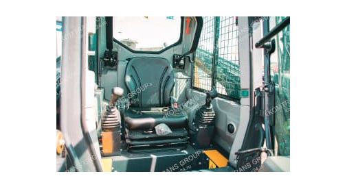 Мини погрузчик XCMG XC740RU фото 5 Мини погрузчик XCMG XC740RU
