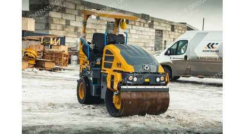 XD120SVT-front-left Дорожный каток XCMG XD120SVT