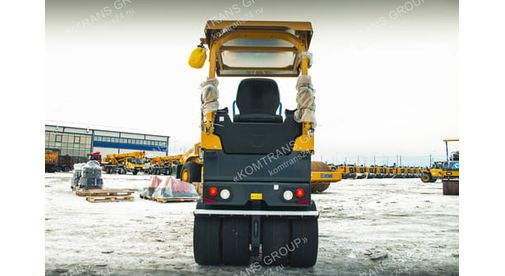 XD120SVT-rear Дорожный каток XCMG XD120SVT