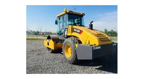XS115-rear Дорожный каток XCMG XS115