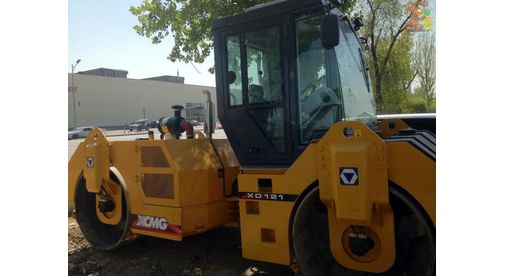 Каток XCMG XD121E Каток XCMG XD121E