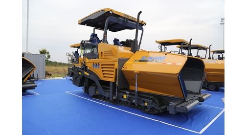 Гусеничный асфальтоукладчик XCMG RP603Pro фото 2 Гусеничный асфальтоукладчик XCMG RP603Pro