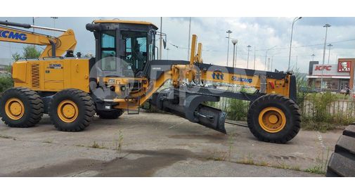 Автогрейдер XCMG GR3005T3 2 Автогрейдер XCMG GR3005T3