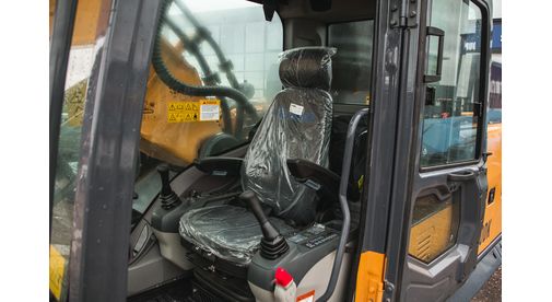 Гусеничный экскаватор XCMG XE490DK 3 Гусеничный экскаватор XCMG XE490DK
