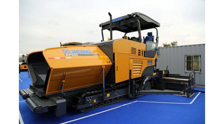 Асфальтоукладчик XCMG RP600 Асфальтоукладчик XCMG RP600