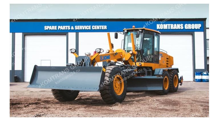Автогрейдер XCMG GR215A Автогрейдер XCMG GR215A полный привод