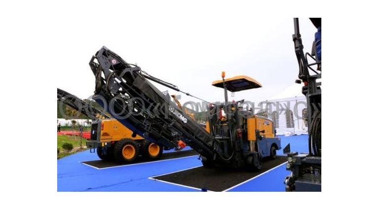 Дорожная фреза XCMG XM1003K Дорожная фреза XCMG XM1003K