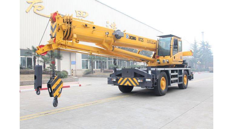 Короткобазный кран XCMG RT25 Короткобазный кран XCMG RT25