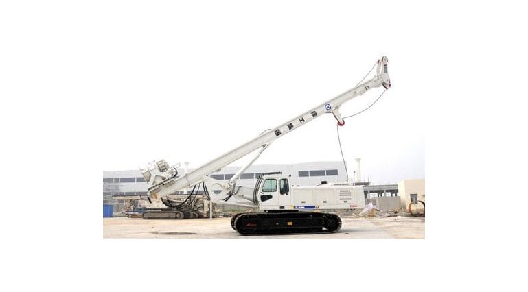 XCMG XR220D CFA Буровая установка с бесконечным шнеком XCMG XR220A