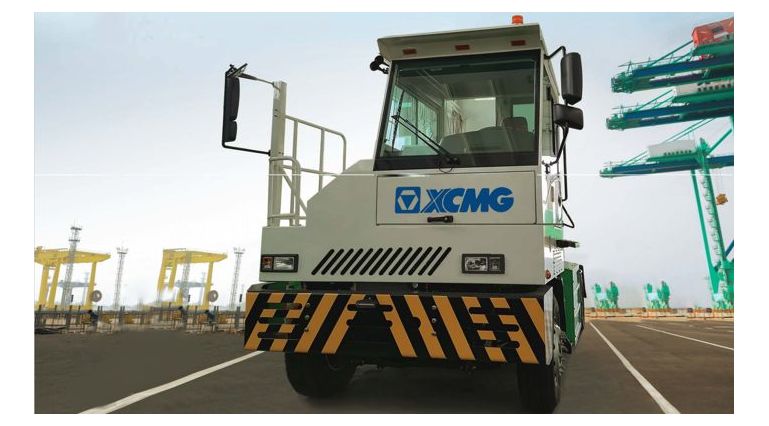 Портовый тягач XCMG XPT70E - фото Портовый тягач XCMG XPT70E