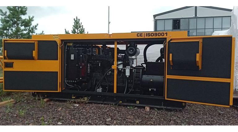 Дизель-генераторная установка (ДГУ) AGG Power CU138D5 100 кВт Cummins в кожухе Дизель-генераторная установка (ДГУ) AGG Power CU138D5 100 кВт Cummins в кожухе