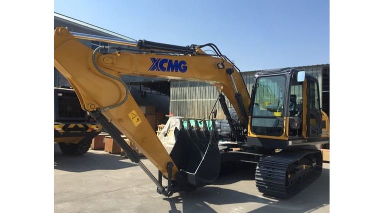 Гусеничный экскаватор XCMG XE155D Гусеничный экскаватор XCMG XE155D