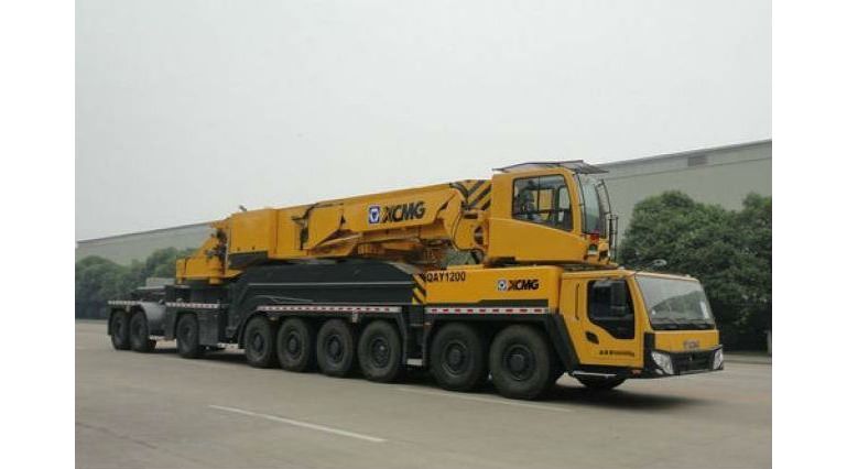 Автокран XCMG QAY180 Автокран XCMG QAY180