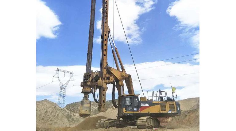Роторная буровая установка XCMG XR400E Роторная буровая установка XCMG XR400E
