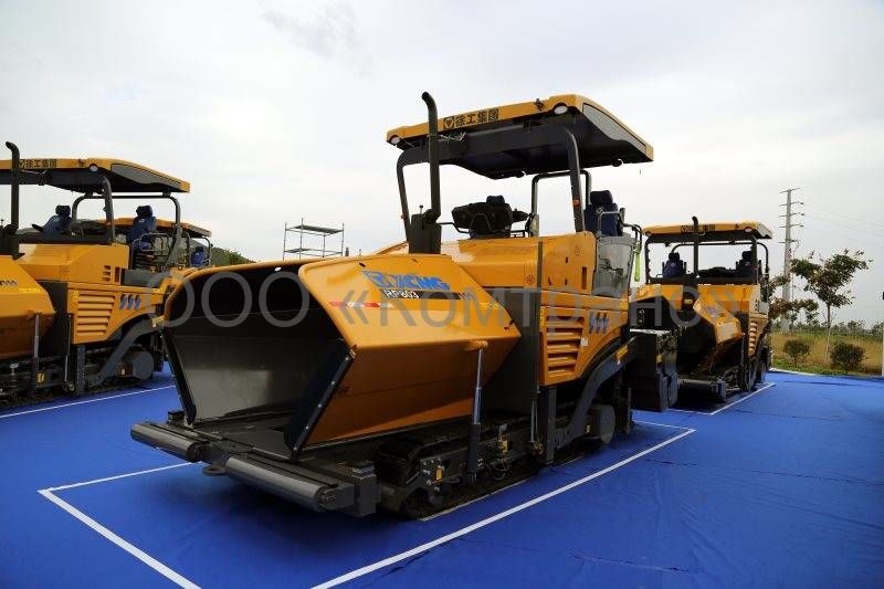Асфальтоукладчик XCMG RP803