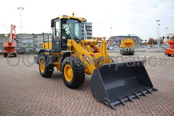 Фронтальный погрузчик XCMG ZL30G